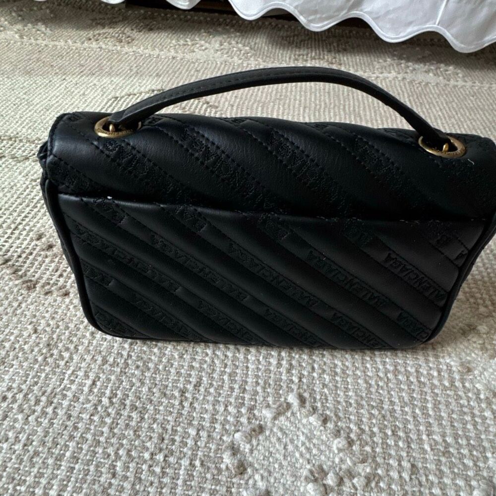 Balenciaga Calfskin Logo Matelasse Chain Strap Blanket Reporter XS Black NWT - Picture 7 of 16
